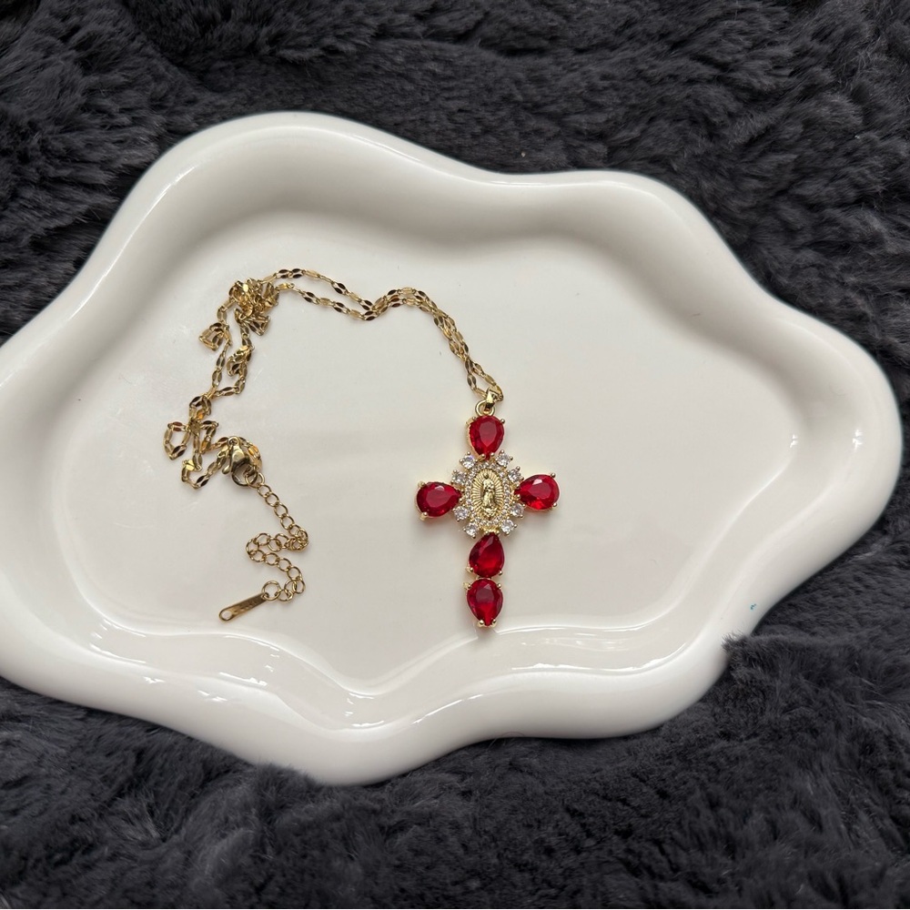 Elegant Gold and Red Cross Pendant Necklace